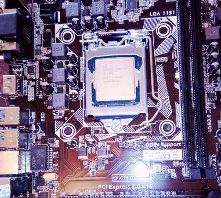 电脑cpu组装教程,diy装机主板cpu插槽