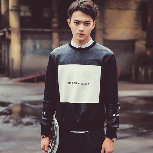 开春必穿的卫衣美翻了,今年卫衣这样穿谁穿都时髦