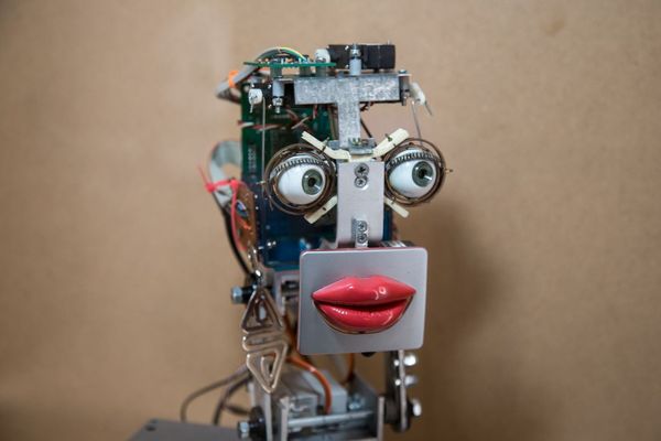 史上最逼真美丽的机器人,人体机器人进化史