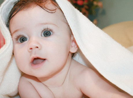 免费鸡年宝宝起名大全,鸡年宝宝怎样起名好听两个字