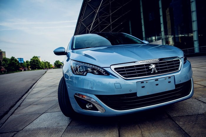 标致308s二手车15年价格1.6t,标致308s顶配睿驰版1.6t