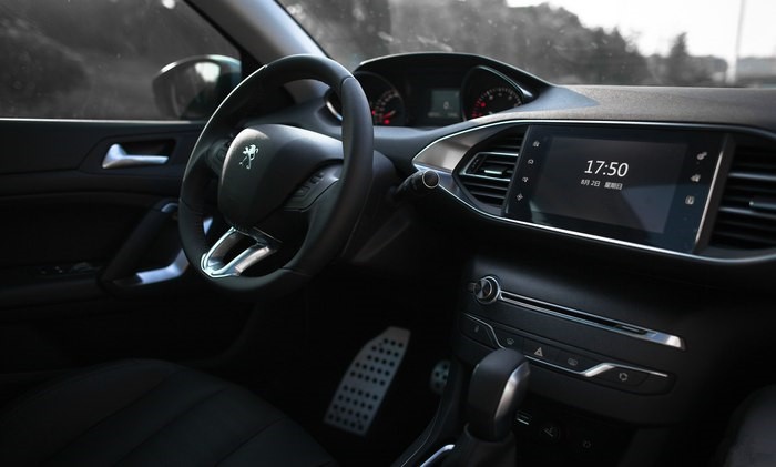 标致308s二手车15年价格1.6t,标致308s顶配睿驰版1.6t