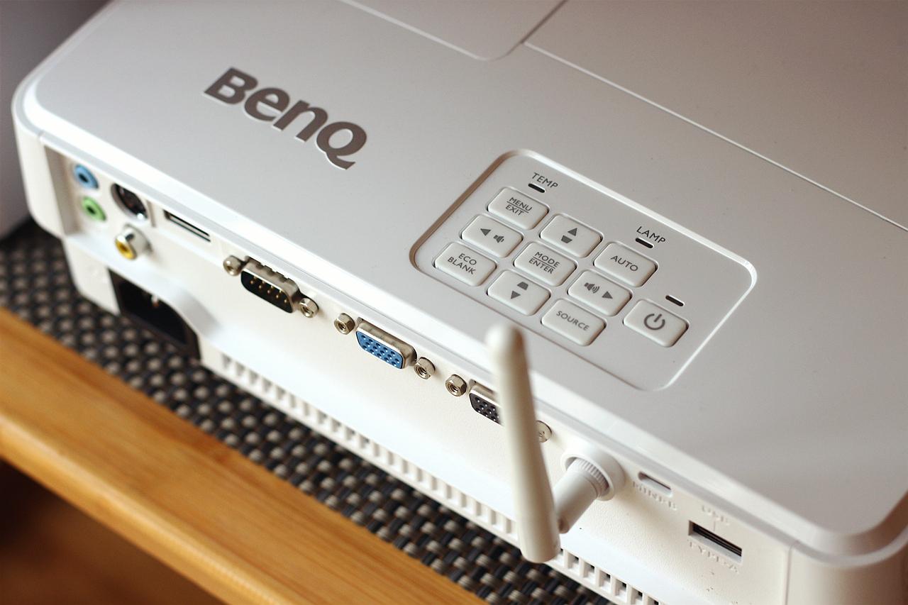 明基投影机e560,明基e560投影机没遥控器使用方法