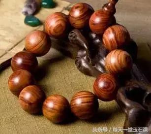 十二星座适合戴什么手串,十二星座手串排行榜