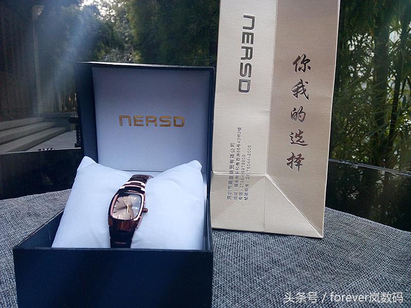 钨金双日历女表,钨钢防水简约女表