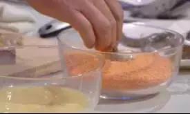 吃虾头会中毒吗,吃虾头会引起发烧吗