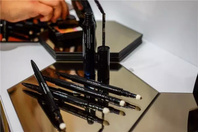 资生堂百周年限定七色蜜粉,资生堂七色蜜粉套装