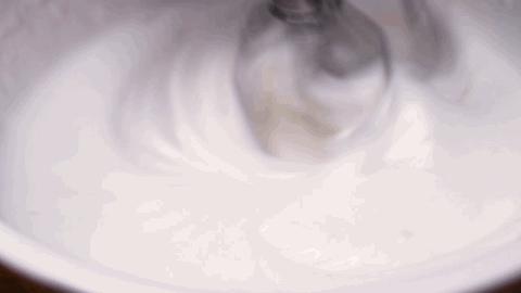 猫咪猫粮怎么做最简单的,怎么用猫粮给猫咪做零食