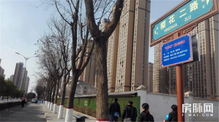 教育小区二手房买房,悦美国际和万科城润园哪个好