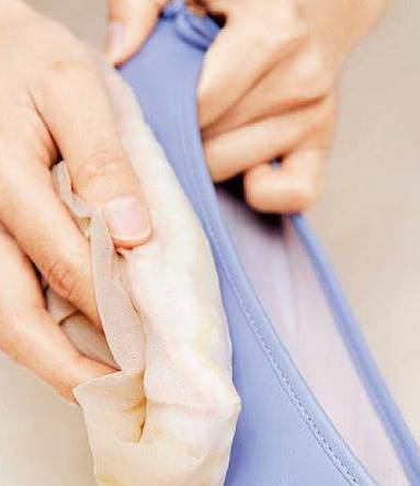 笤帚扫地粘头发怎么解决,扫地扫把缠头发怎么办