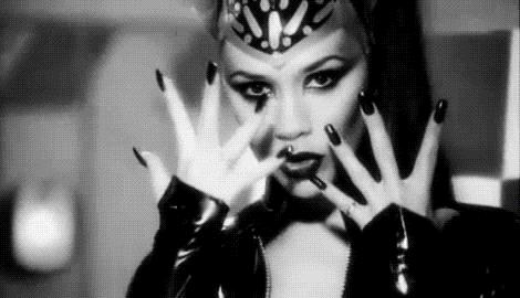 美甲款式推荐2024夏款手绘美甲,美甲款式手绘爆款美甲图显白