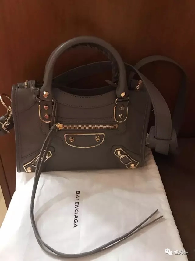 包粉晒包,新年到,用新包,送祝福!