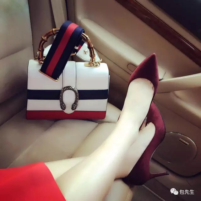 包粉晒包,新年到,用新包,送祝福!