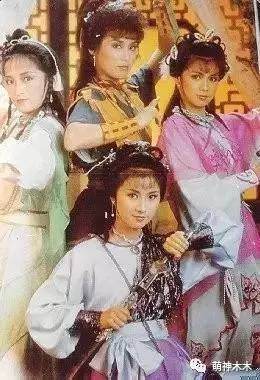 翁美玲是怎样一个女子？娱乐圈明星好友这样评价她，看完好心疼