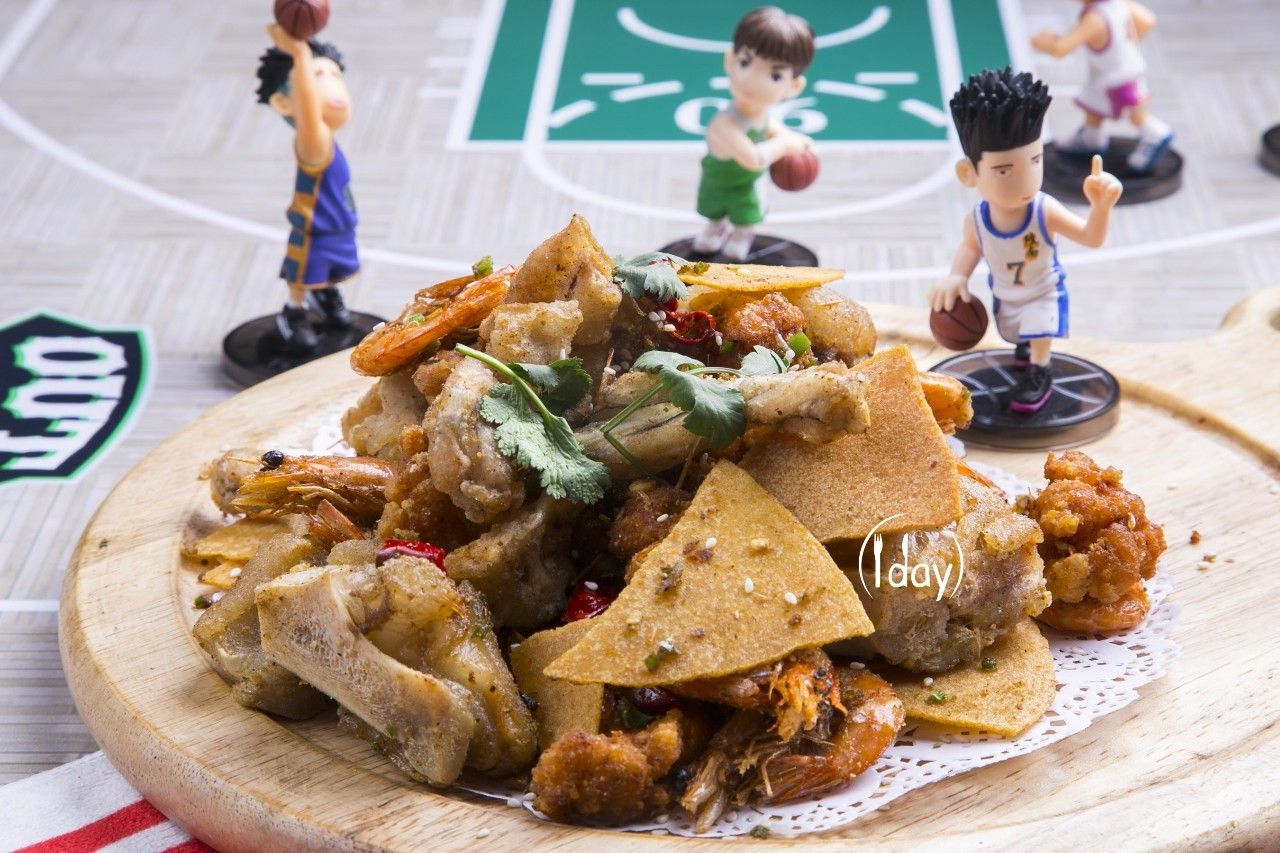 爱篮球又爱美食,南京这样的好青年篮道不迷人咩