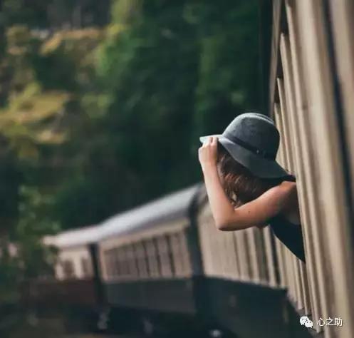 我失恋了该怎么委婉说,我失恋了很痛苦怎么办