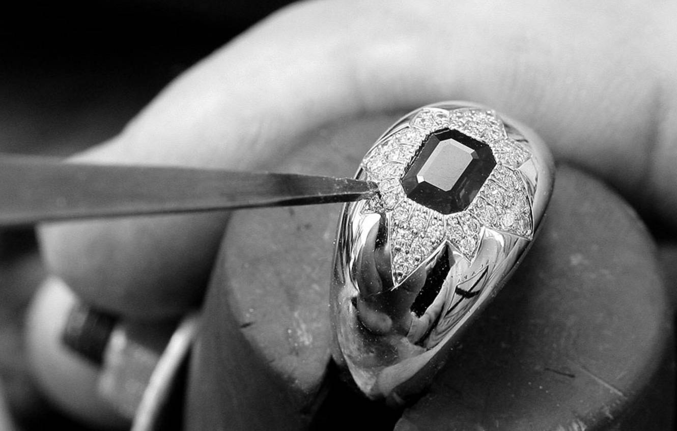 ferragamo新logo,ferragamo发布会图片