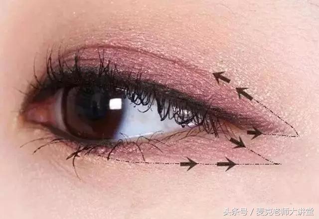 大直径美瞳怎么画眼妆,如何画戴美瞳的眼妆教程