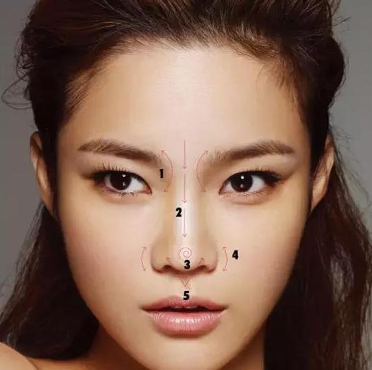 又大又塌的鼻子怎么化妆,塌鼻子怎么化妆好看又高级感