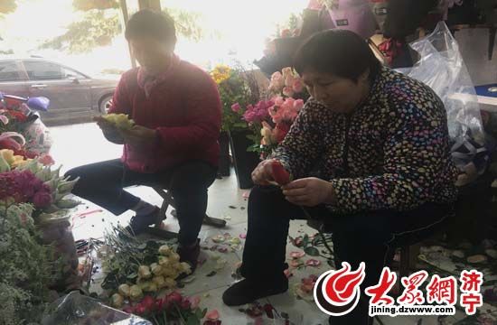 情人节鲜花预订199,情人节鲜花预订火爆礼盒