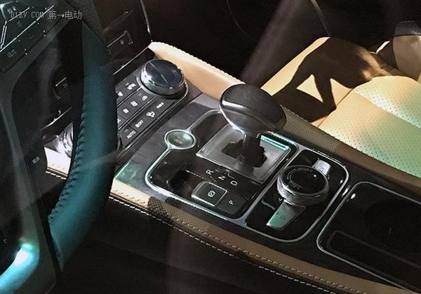 唐100新车上市,比亚迪唐dm-i5代