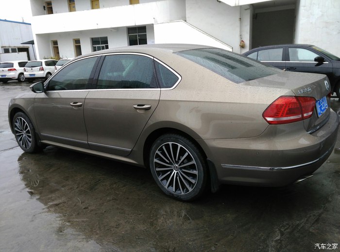 15款帕萨特至尊版驾驶感受,80后试驾特斯拉