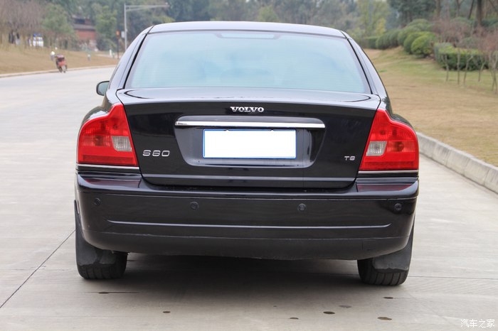 沃尔沃xc90北欧经典3.2排量二手车,沃尔沃xc90和沃尔沃S90对比