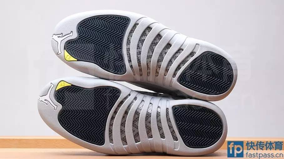 aj12low黑橙拆解,aj12沉浸式开箱鞋