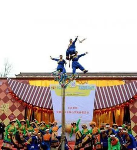 苗族哪个节日男生最喜欢,苗族情侣节