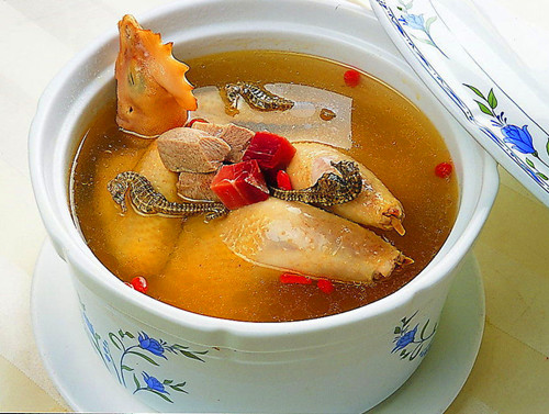 哺乳期妇女的营养与膳食,哺乳期宝妈膳食如何调剂