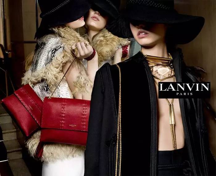 沙特王妃的奢侈品,卡塔尔王妃莫扎与高定服装