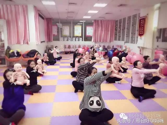 卧英雄式瑜伽功效和好处,孕期瑜伽的十大好处图