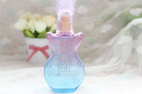 怎么让香水留香长久一点,长久留香的男士香水