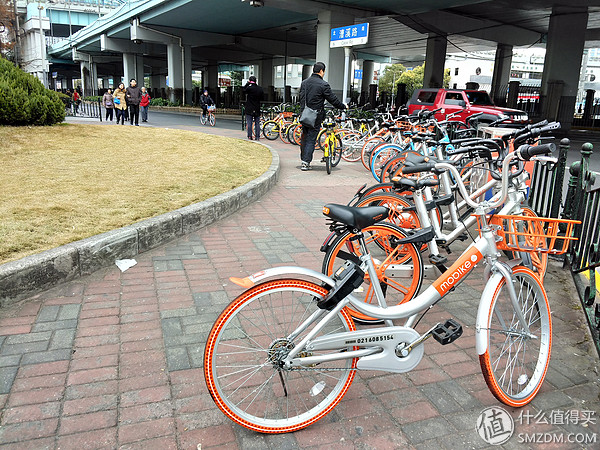 vivoxplay6内外屏是一体的吗,vivoxplay6曲面屏参数