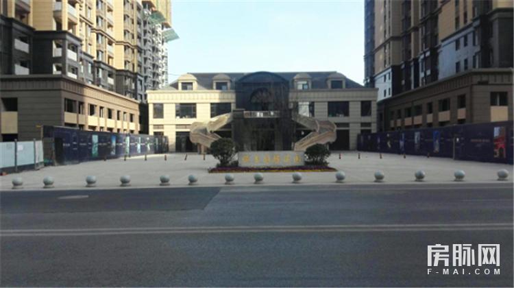 教育小区二手房买房,悦美国际和万科城润园哪个好