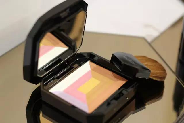 资生堂七色蜜粉,日本资生堂定妆蜜粉