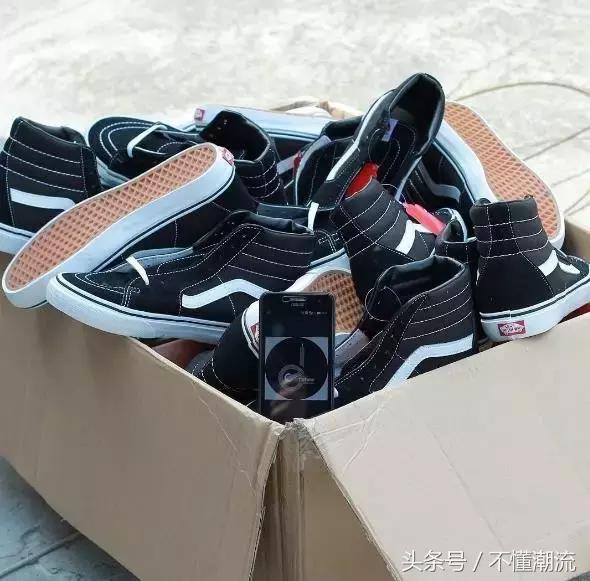 今年买的球鞋,vans最值得买的联名鞋子