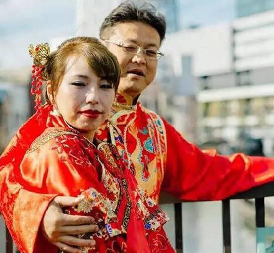 南充到云南拍婚纱照预计要多少钱,春天云南拍婚纱照的地方