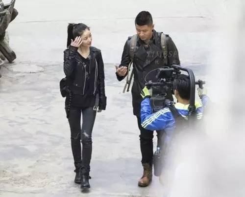 南充到云南拍婚纱照预计要多少钱,春天云南拍婚纱照的地方