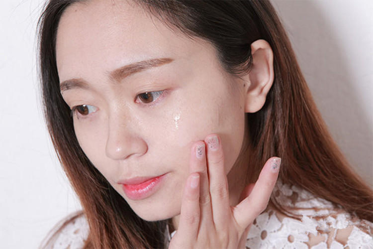 化妆品好不好这些知识必须知道,化妆品是贵的好还是便宜的好