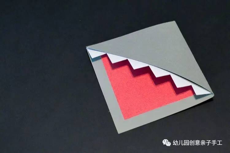 幼儿园手工折纸大鲨鱼,幼儿园手工鲨鱼折纸
