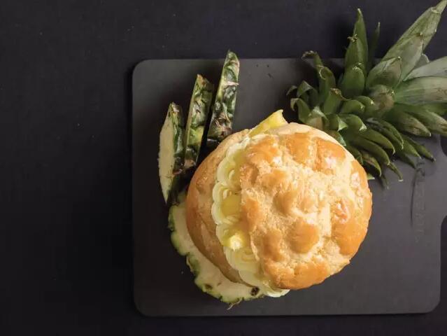 香港地道美食菠萝包,香港十大美食菠萝包