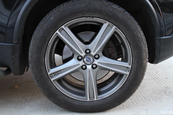 沃尔沃xc90北欧经典3.2排量二手车,沃尔沃xc90和沃尔沃S90对比