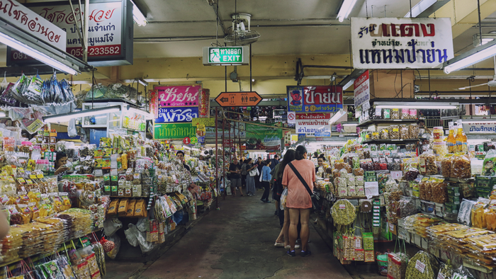在泰国生活的一对情侣 (在泰国的情侣生活)