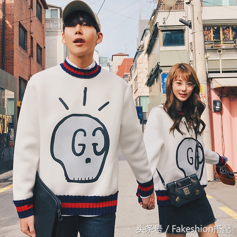 情人节约会怎么穿？来套情侣装让世界知道我只在乎你