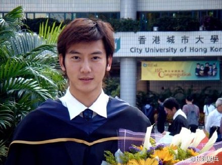 三生三世夜华在龙宫看到叔叔,三生三世夜华君认出白浅是第几集