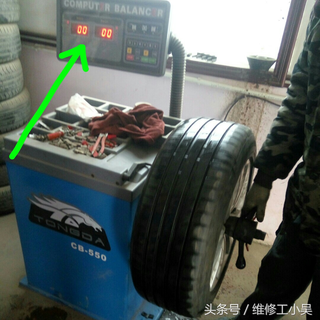 奥迪前轮胎气压不足,奥迪车主的苦恼