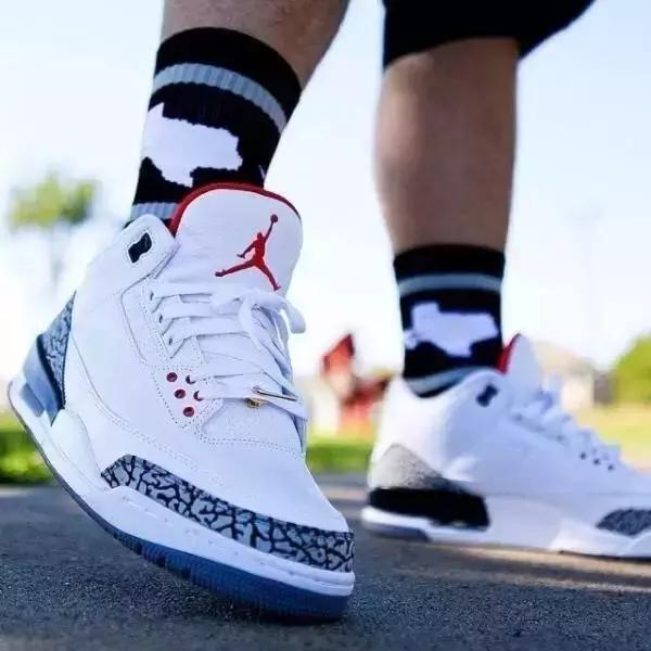 袜子不好穿着小妙招,袜子穿不牢小妙招