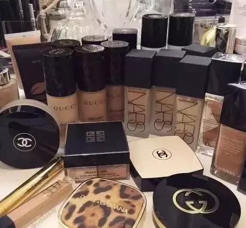 sad!我可能买了一个假化妆台!