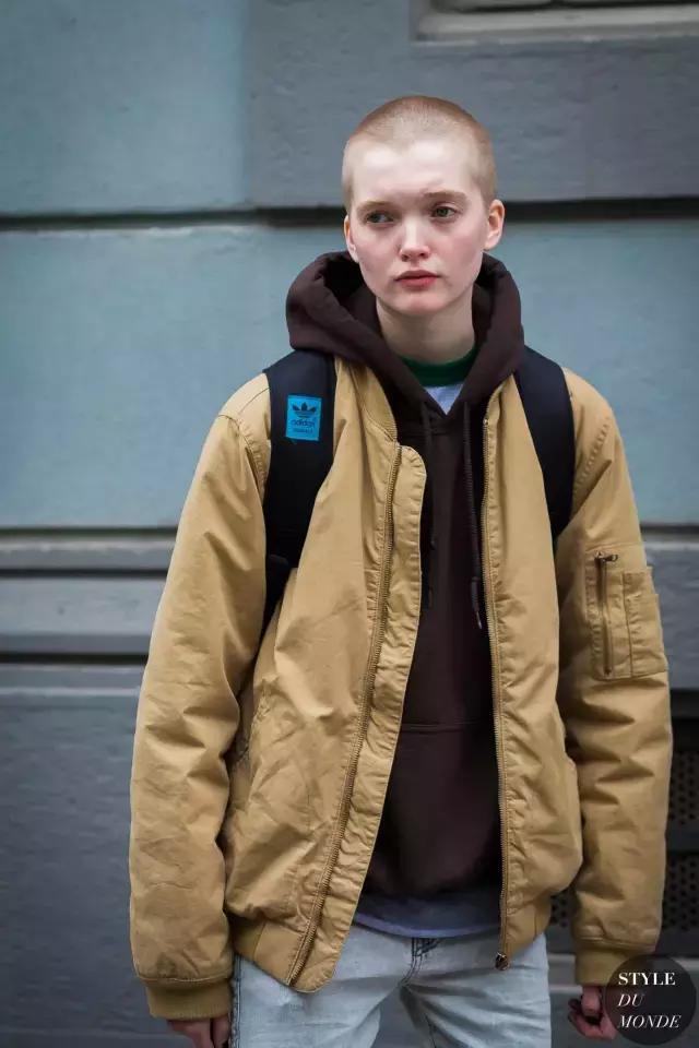 卫衣乱穿姿势,卫衣颠倒